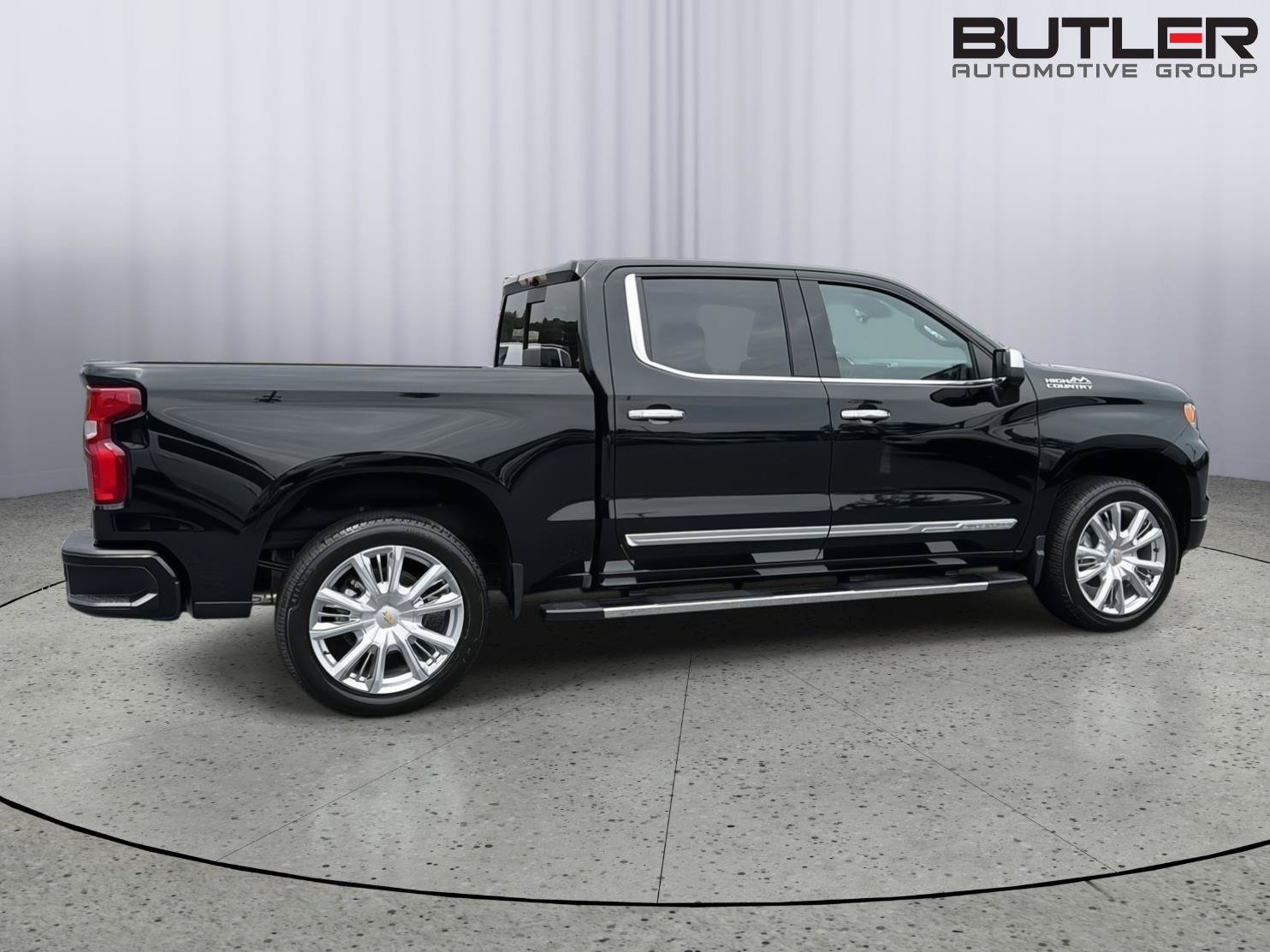 New 2026 Chevrolet Silverado 1500 High Country w/ High Country Premium Package AWD/4WD image 7