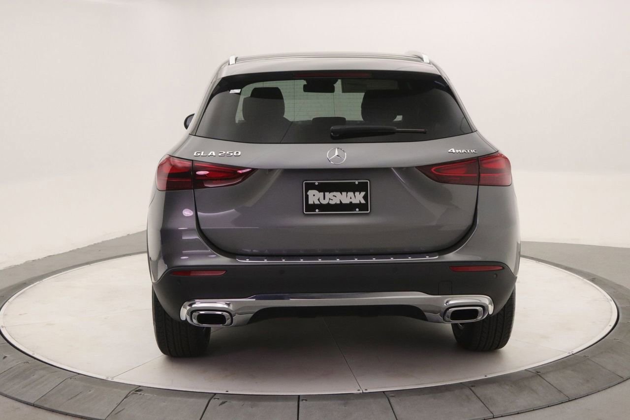New 2026 Mercedes-Benz GLA 250 GLA 250 image 3