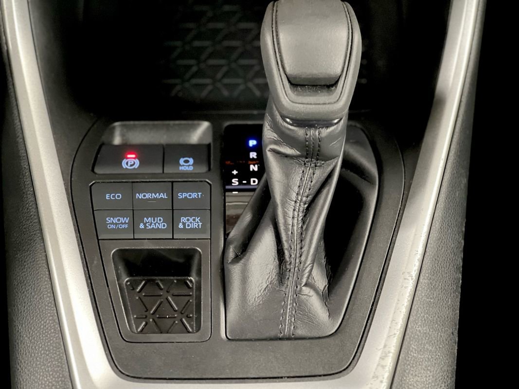 Used 2019 Toyota RAV4 XLE w/ All Weather Liner Package AWD/4WD image 51