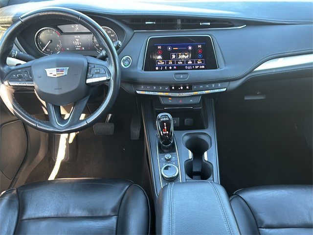 Used 2023 Cadillac XT4 Premium Luxury image 14