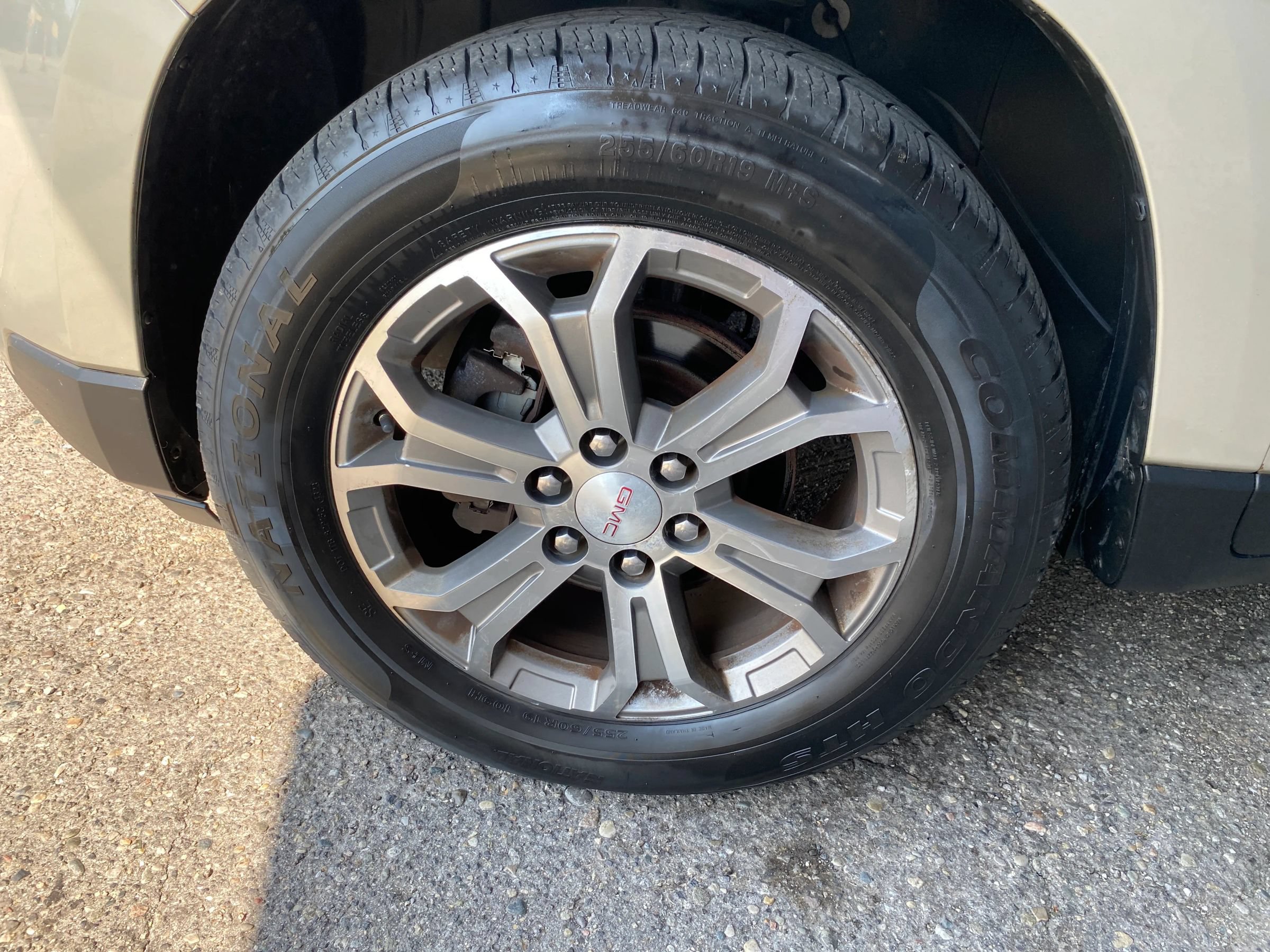 Used 2014 GMC Acadia SLT AWD/4WD image 29