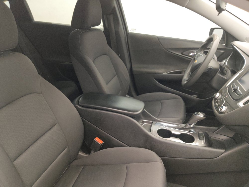 Used 2017 Chevrolet Malibu LS FWD image 21