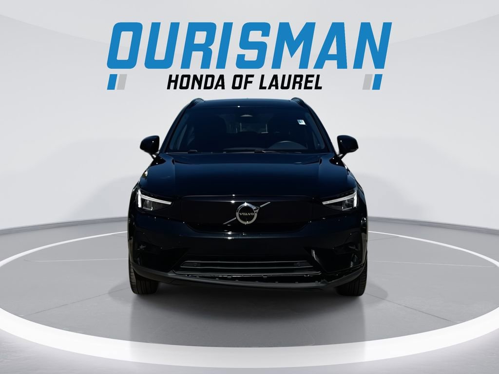 Used 2023 Volvo XC40 Recharge Plus AWD/4WD image 3