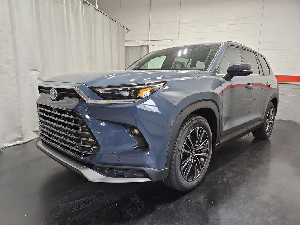 New 2026 Toyota Grand Highlander AWD Hybrid image 3