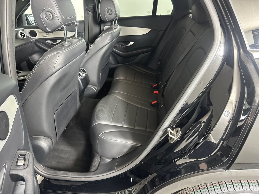Certified 2022 Mercedes-Benz GLC 300 image 23