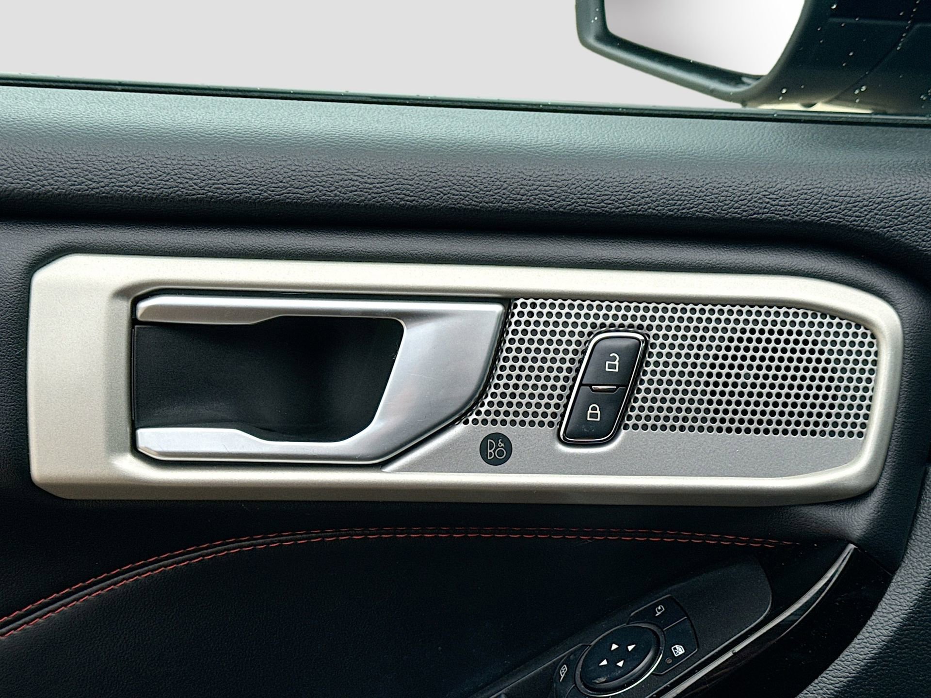 Used 2023 Ford Explorer ST-Line w/ Class IV Trailer Tow Package image 21