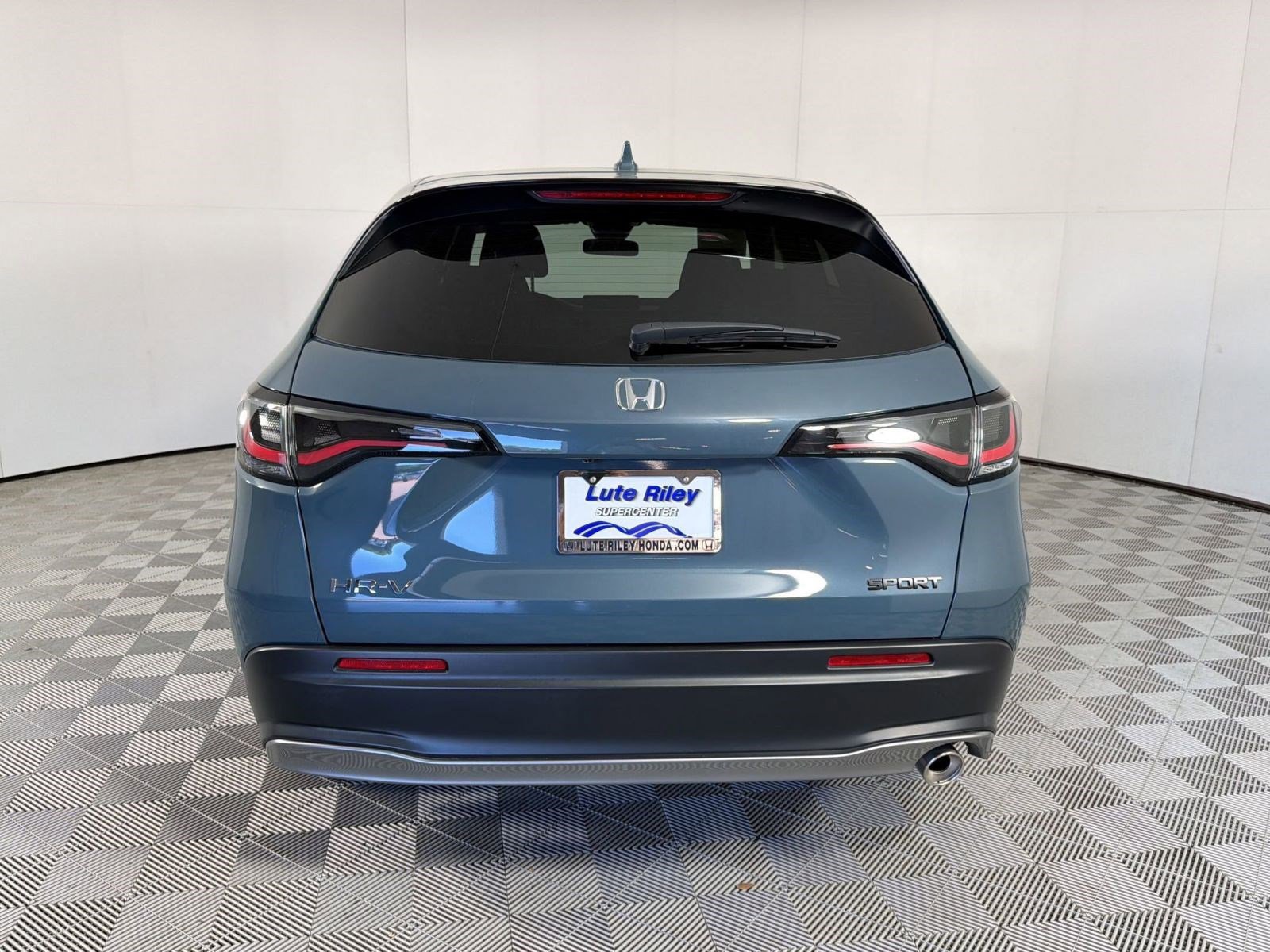 Certified 2025 Honda HR-V Sport image 10