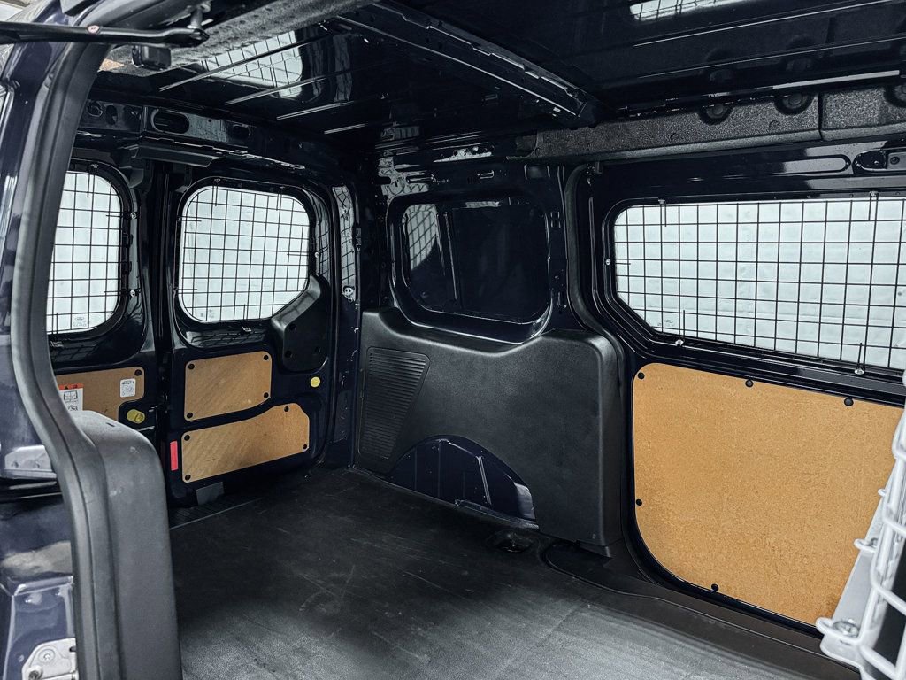 Used 2016 Ford Transit Connect XL image 11