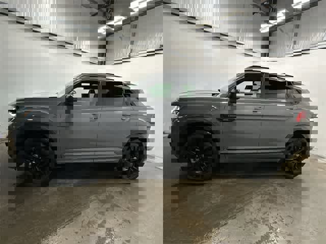 Certified 2023 Volkswagen Atlas Cross Sport SEL R-Line image 2