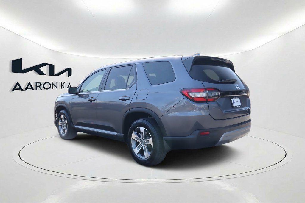 Used 2024 Honda Pilot EX-L image 7