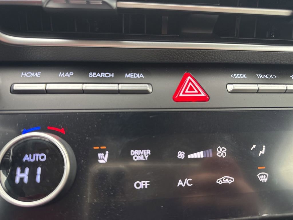 Certified 2025 Hyundai Sonata SEL image 30