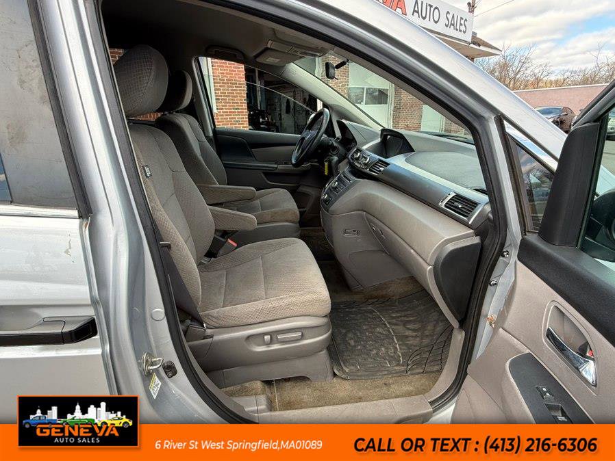 Used 2014 Honda Odyssey LX image 10
