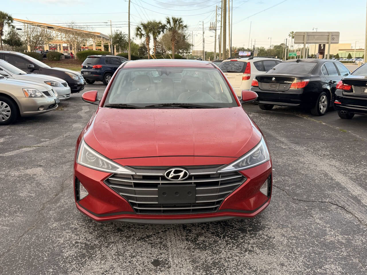 Used 2019 Hyundai Elantra SEL image 1