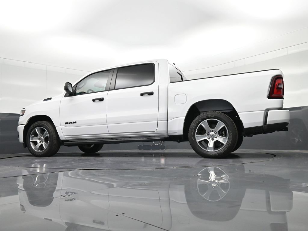 Used 2025 RAM 1500 Tradesman RWD image 32