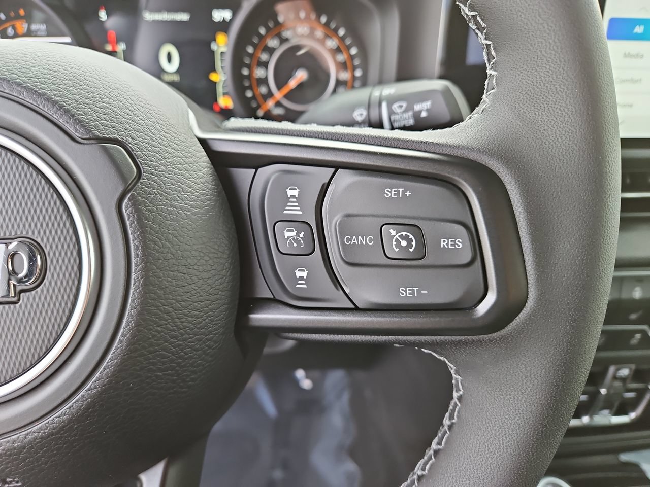 New 2026 Jeep Gladiator Sport AWD/4WD image 27