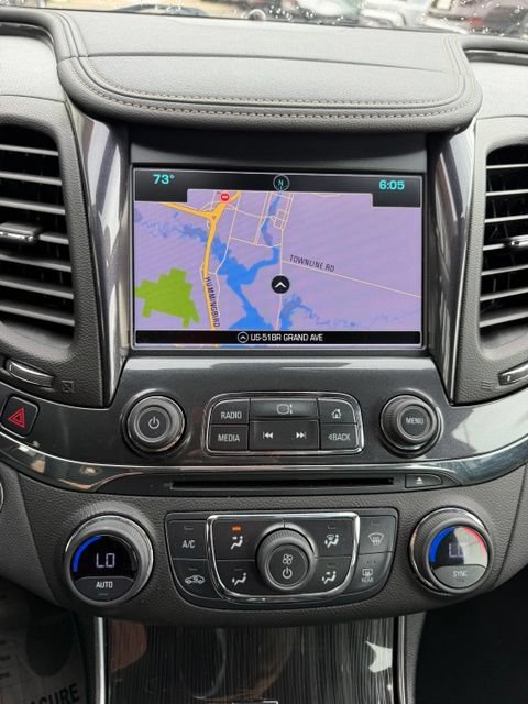 Used 2016 Chevrolet Impala LTZ w/ Enhanced Convenience Package FWD image 20