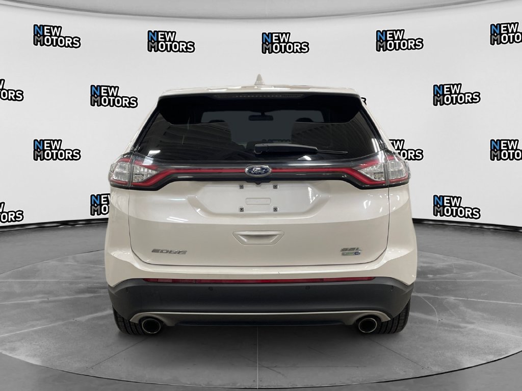 Used 2017 Ford Edge SEL w/ Equipment Group 201A AWD/4WD image 4