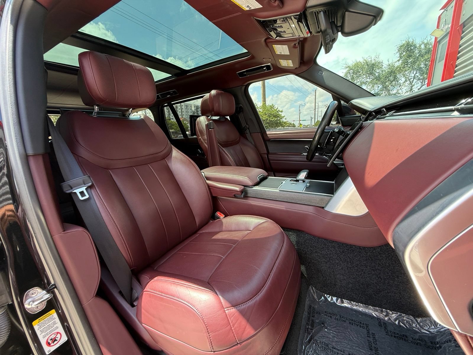 Used 2024 Land Rover Range Rover Long Wheelbase Autobiography AWD/4WD image 27