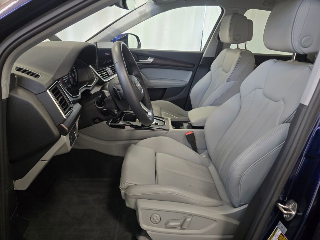 Certified 2025 Audi Q5 2.0T Premium Plus image 13