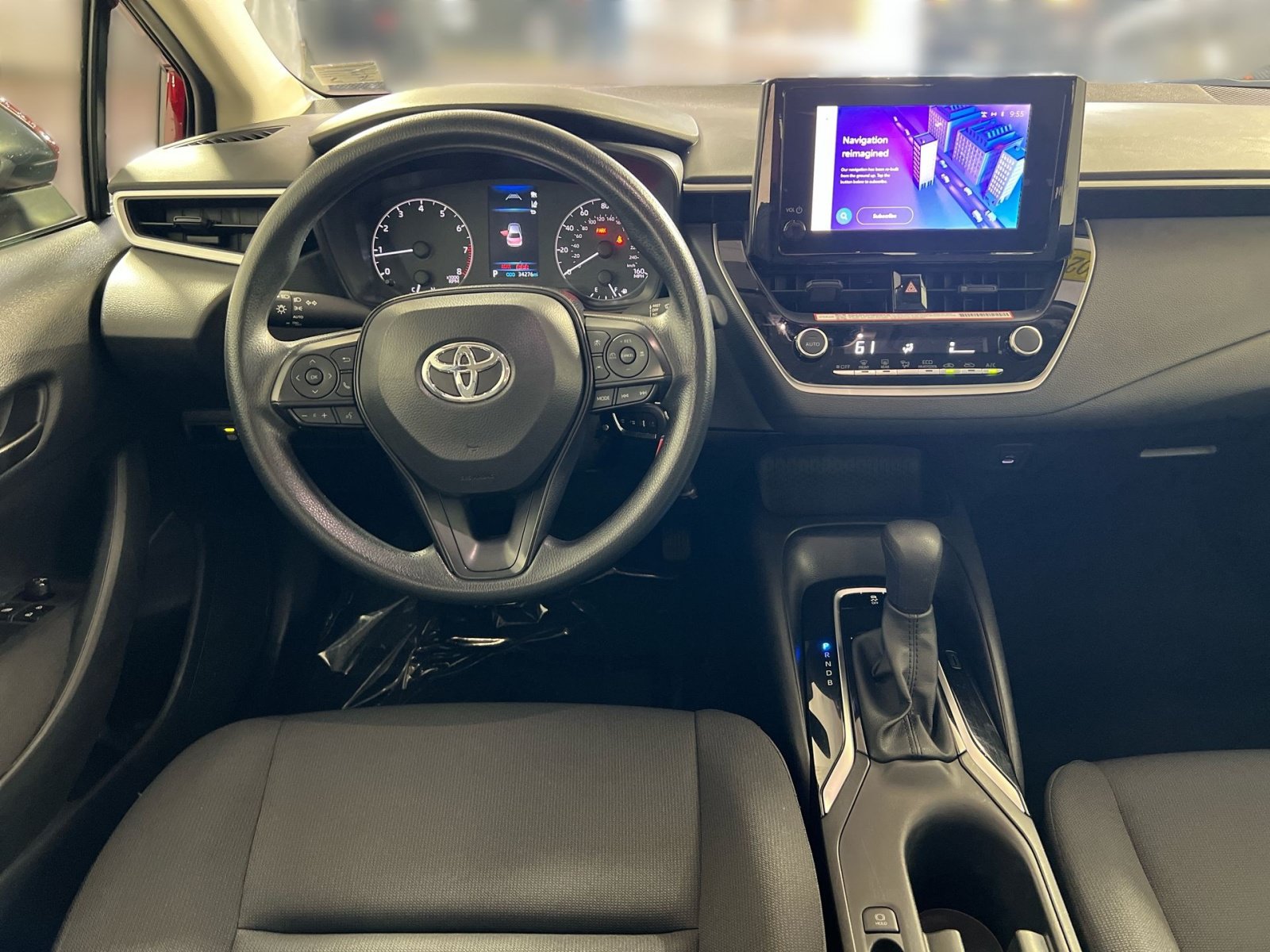 Used 2025 Toyota Corolla LE FWD image 23