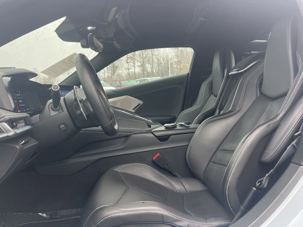 Used 2021 Chevrolet Corvette Stingray Preferred Cpe w/ Chrome Exterior Badge Package image 12