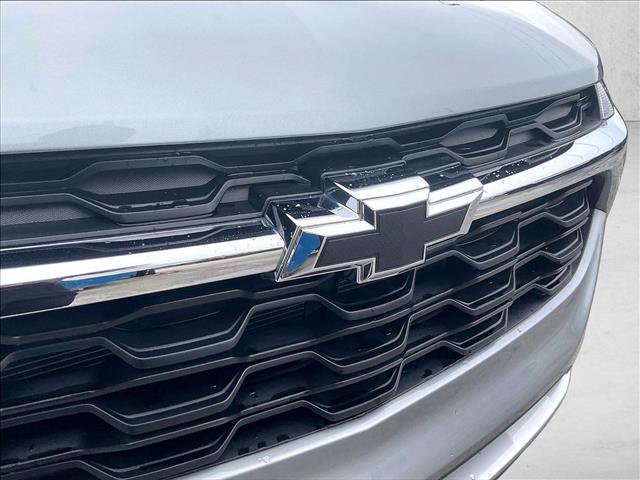 Certified 2025 Chevrolet Trax LT w/ LPO, Blackout Package FWD image 29