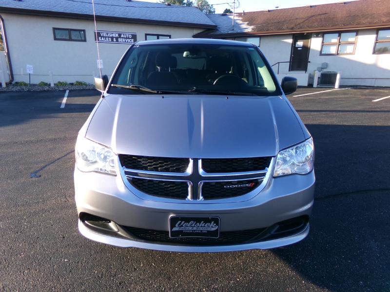 Used 2019 Dodge Grand Caravan SE w/ UConnect Hands-Free Group image 7