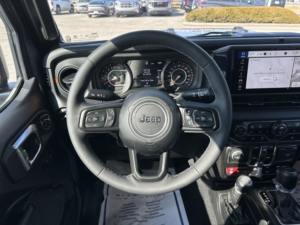Used 2025 Jeep Gladiator Mojave w/ Convenience Group AWD/4WD image 14