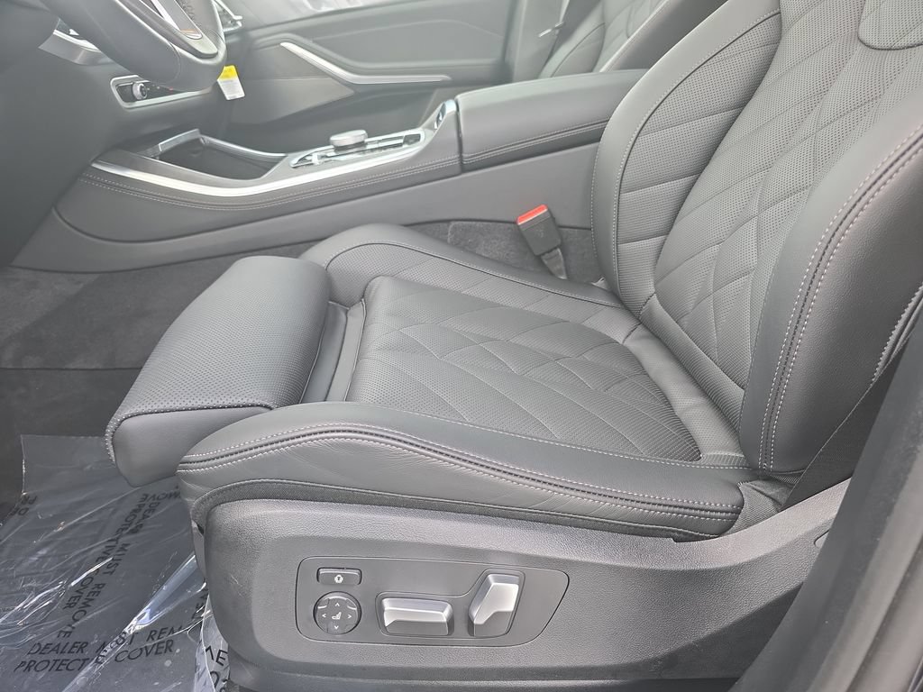 Used 2026 BMW X5 sDrive40i w/ Premium Package RWD image 24