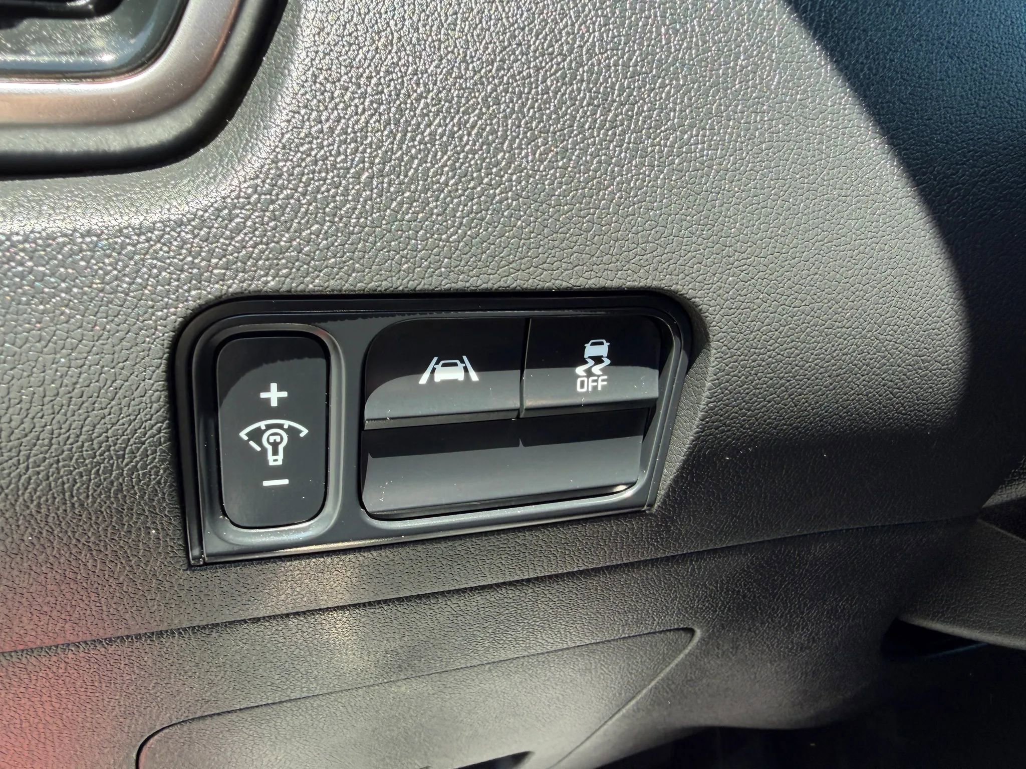 Used 2022 Kia Sorento LX AWD/4WD image 23