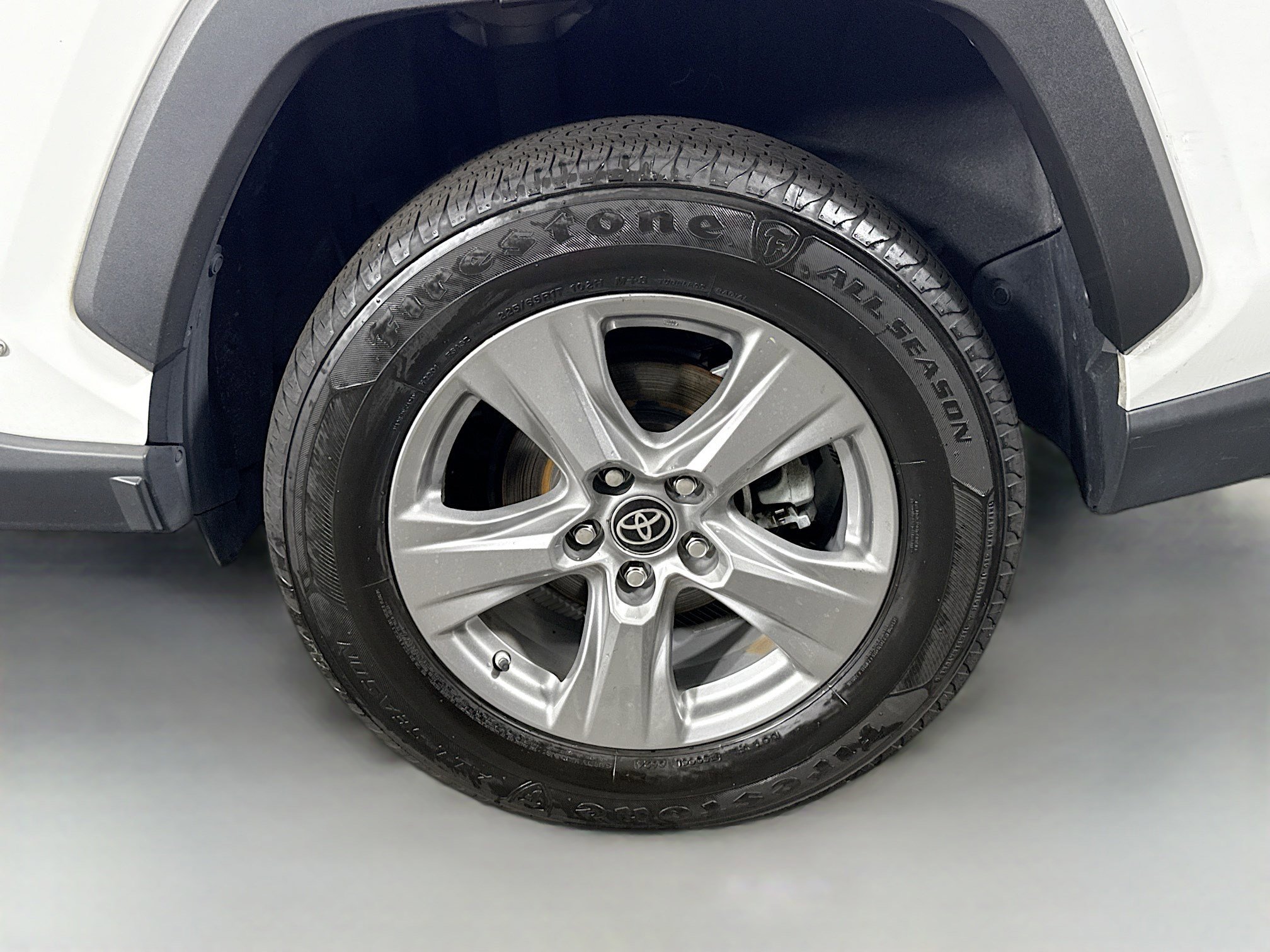 Used 2022 Toyota RAV4 LE image 36