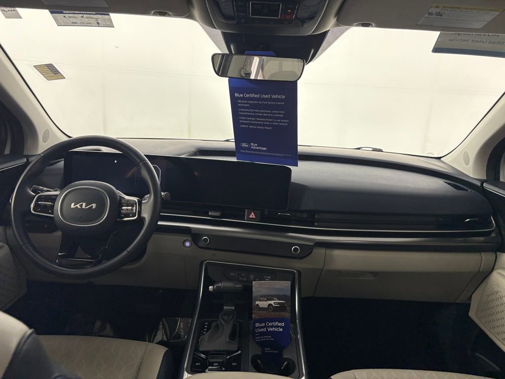 Used 2025 Kia Carnival SX image 27