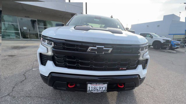 Used 2024 Chevrolet Silverado 1500 LT Trail Boss AWD/4WD image 3