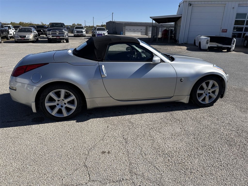 Used 2004 Nissan 350Z Enthusiast image 17