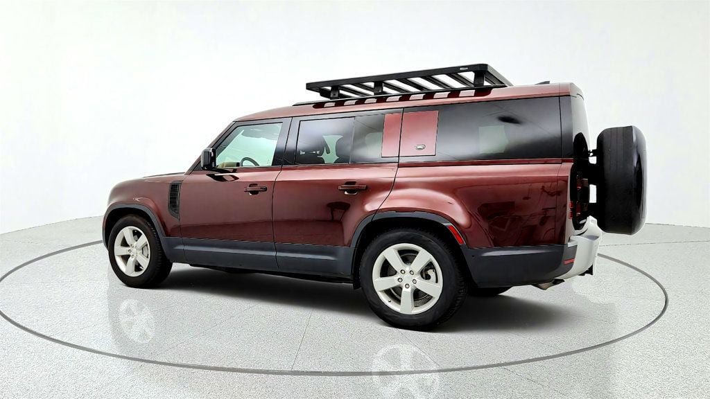 Used 2023 Land Rover Defender 130 SE AWD/4WD image 7