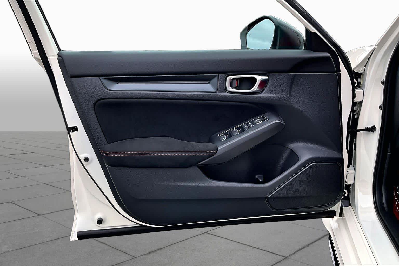 Used 2025 Honda Civic Type R image 22