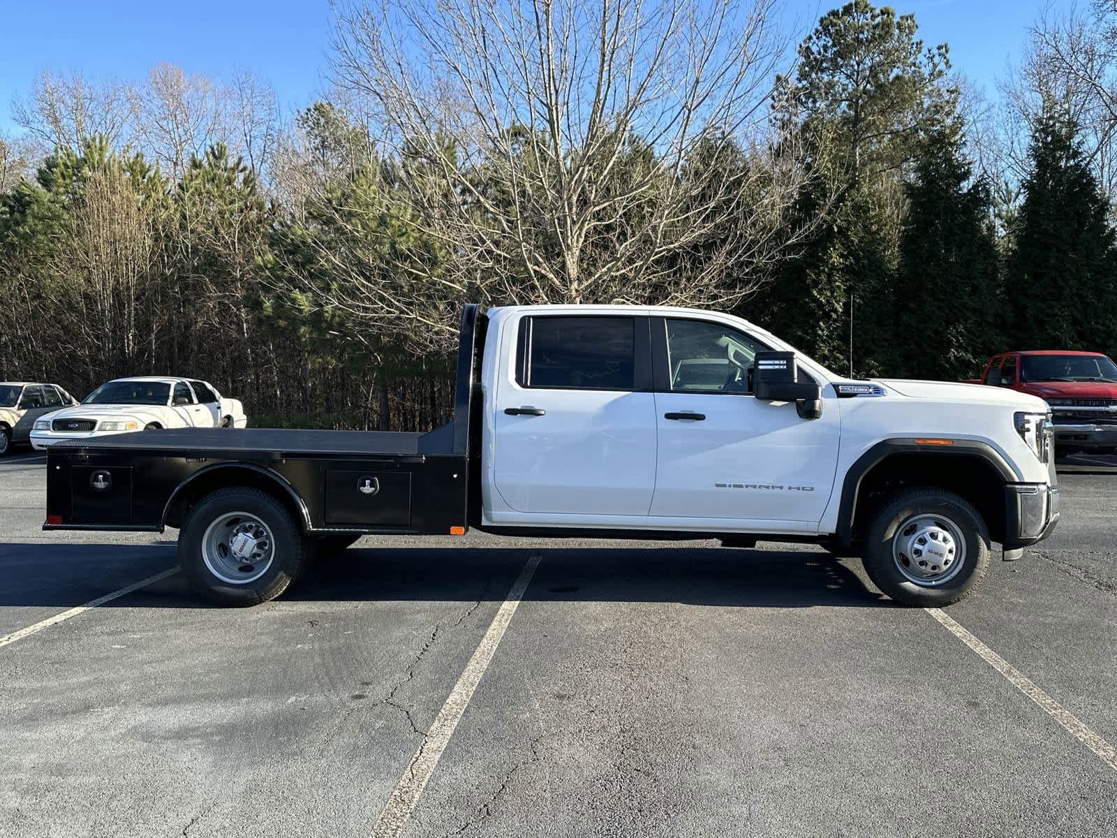 New 2025 GMC Sierra 3500 Pro w/ Convenience Package AWD/4WD image 8