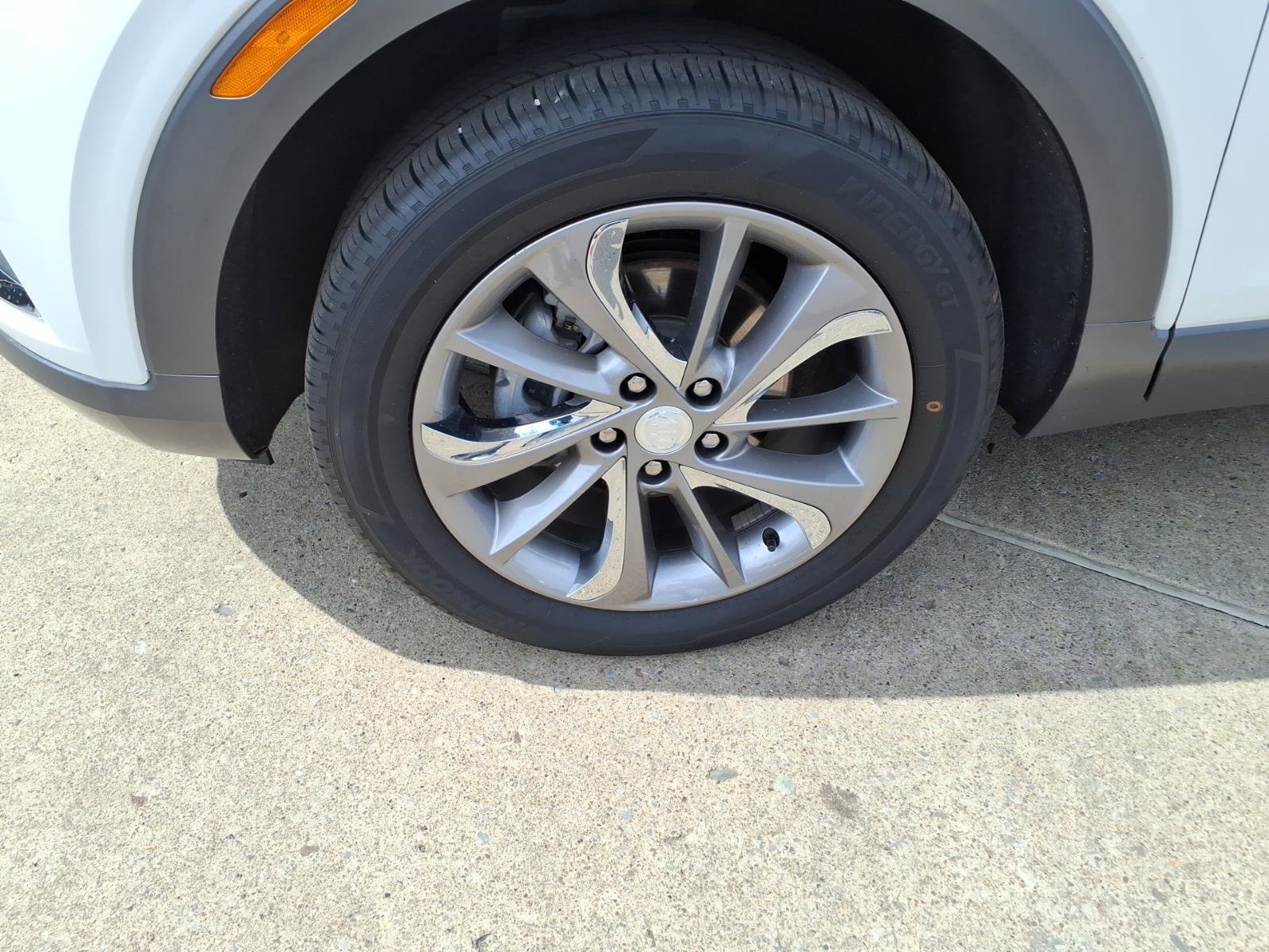 Certified 2023 Buick Encore GX Essence w/ Experience Buick Package AWD/4WD image 6