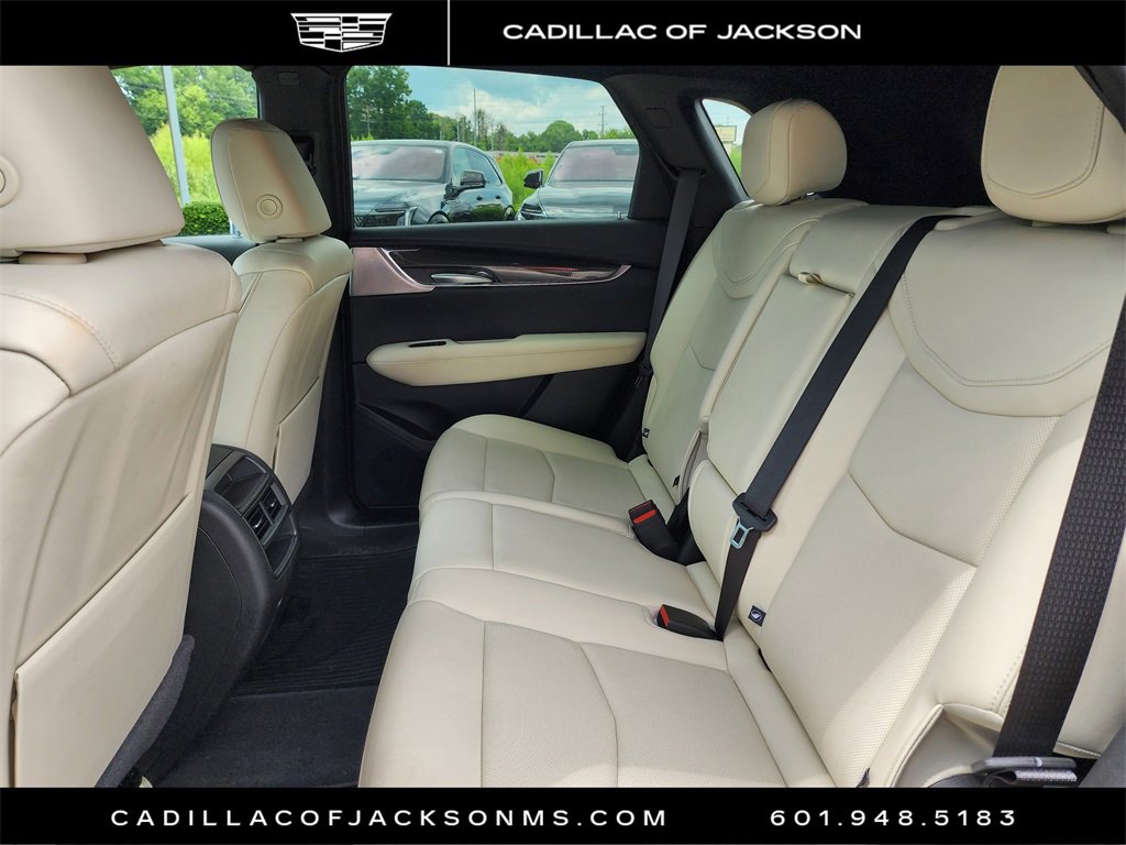 New 2025 Cadillac XT5 Sportv w/ Technology Package image 9