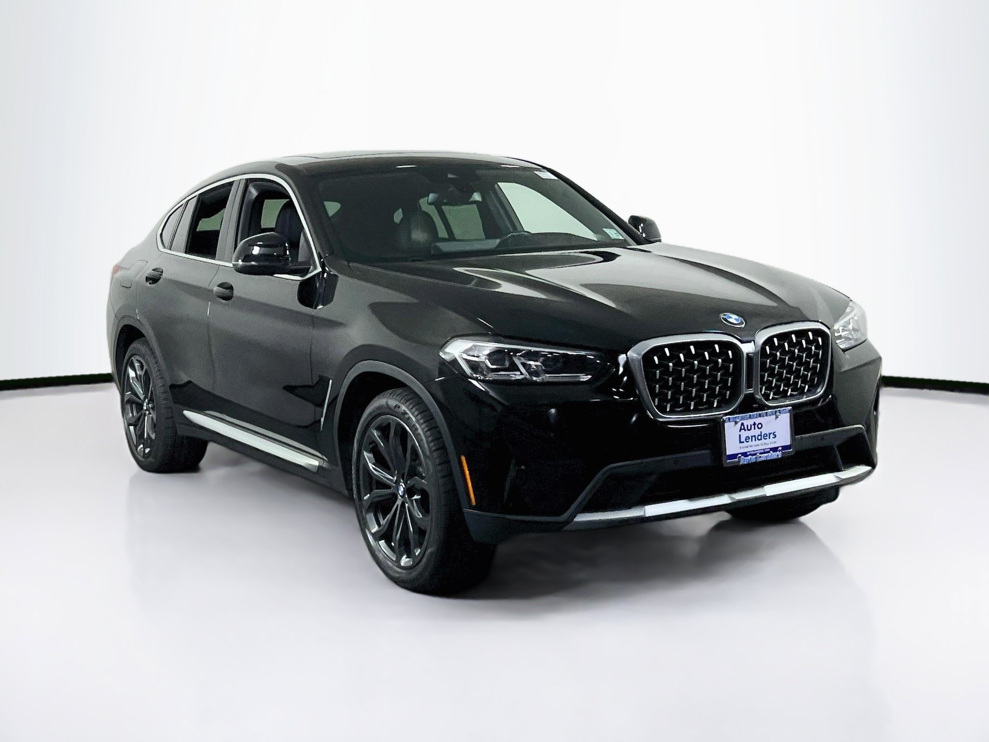 Used 2022 BMW X4 xDrive30i w/ Convenience Package AWD/4WD image 3