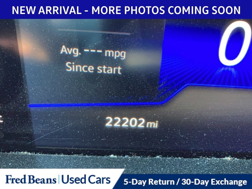 Certified 2023 Volkswagen Taos SE w/ Panoramic Sunroof Package image 14