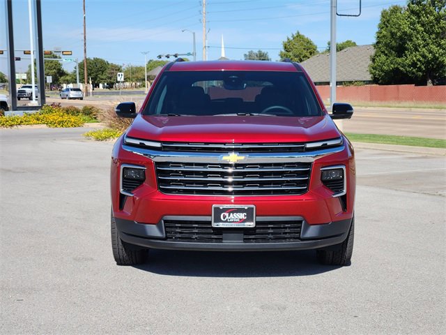 New 2026 Chevrolet Traverse LT w/ Driver Confidence Package image 2