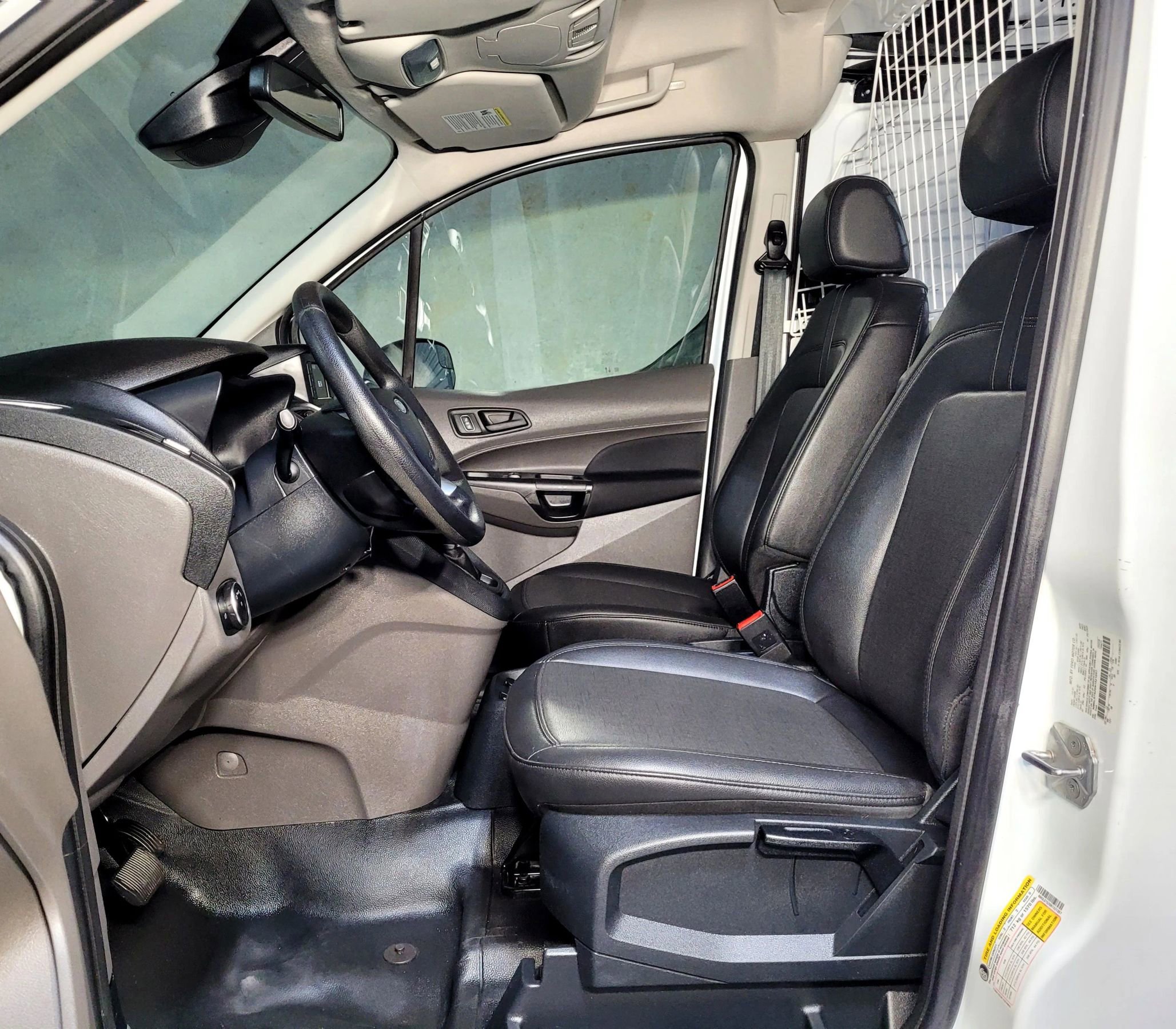 Used 2022 Ford Transit Connect XL image 19