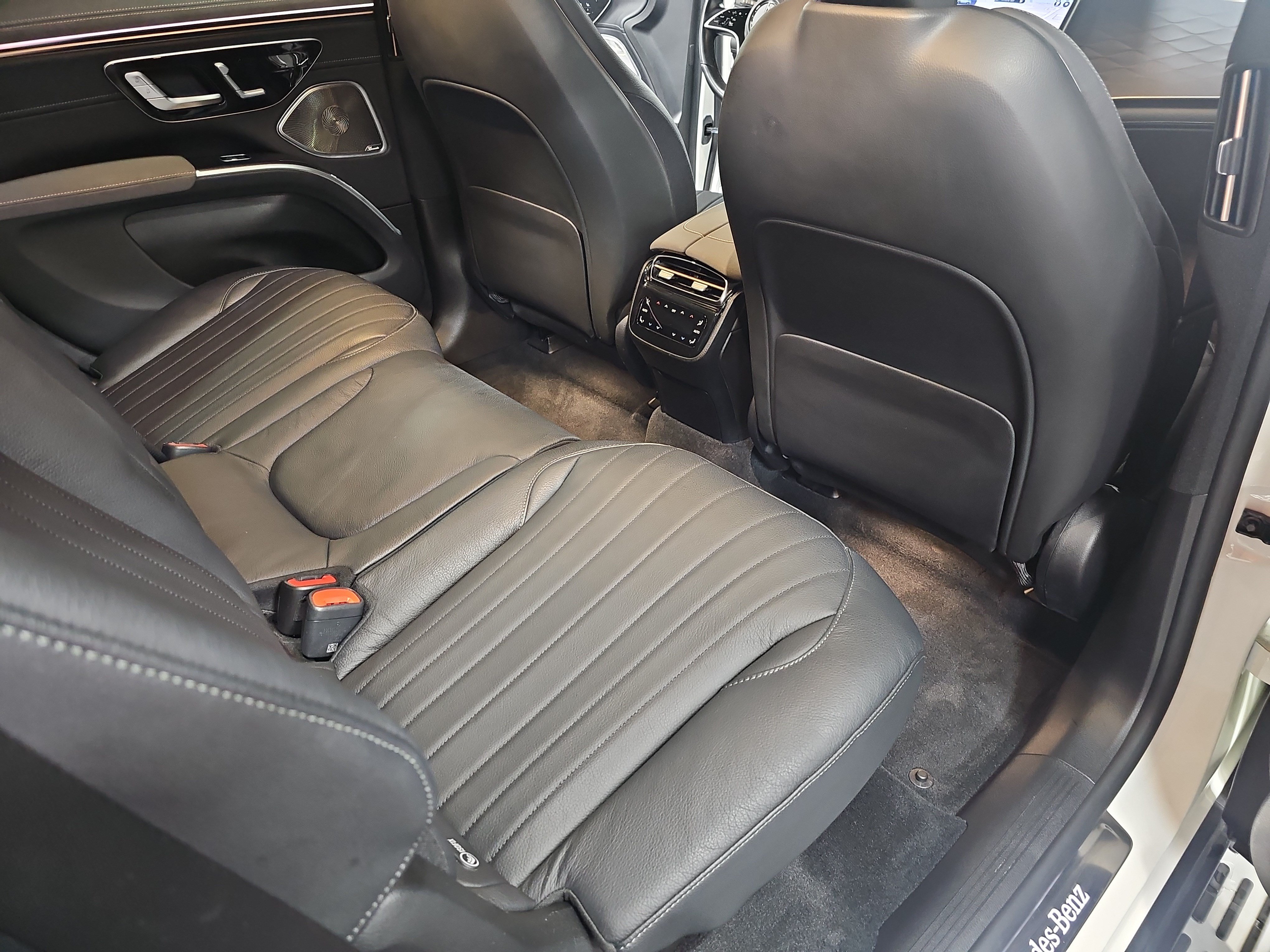 Certified 2023 Mercedes-Benz EQS 450+ SUV image 12