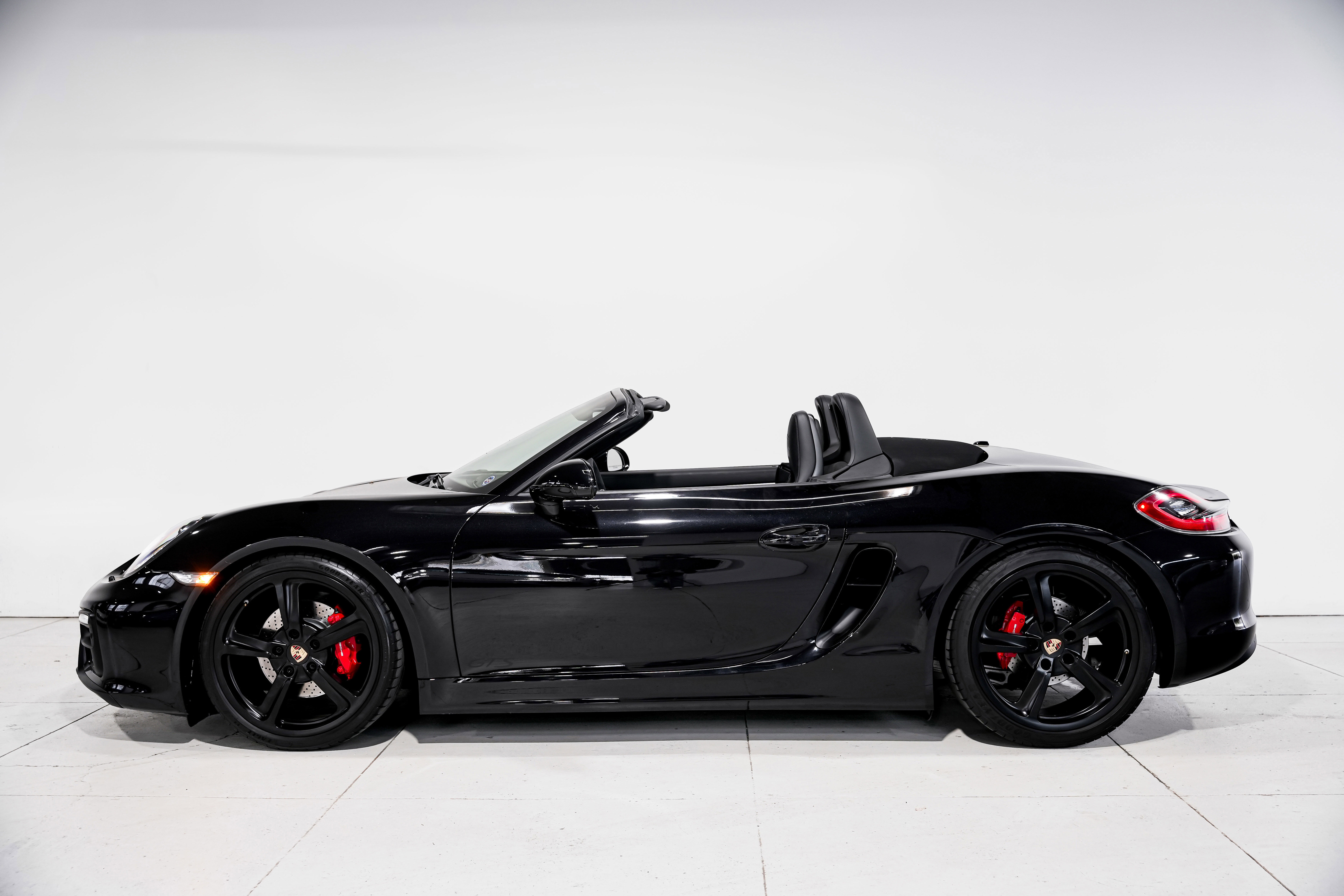 Used 2016 Porsche Boxster GTS image 5