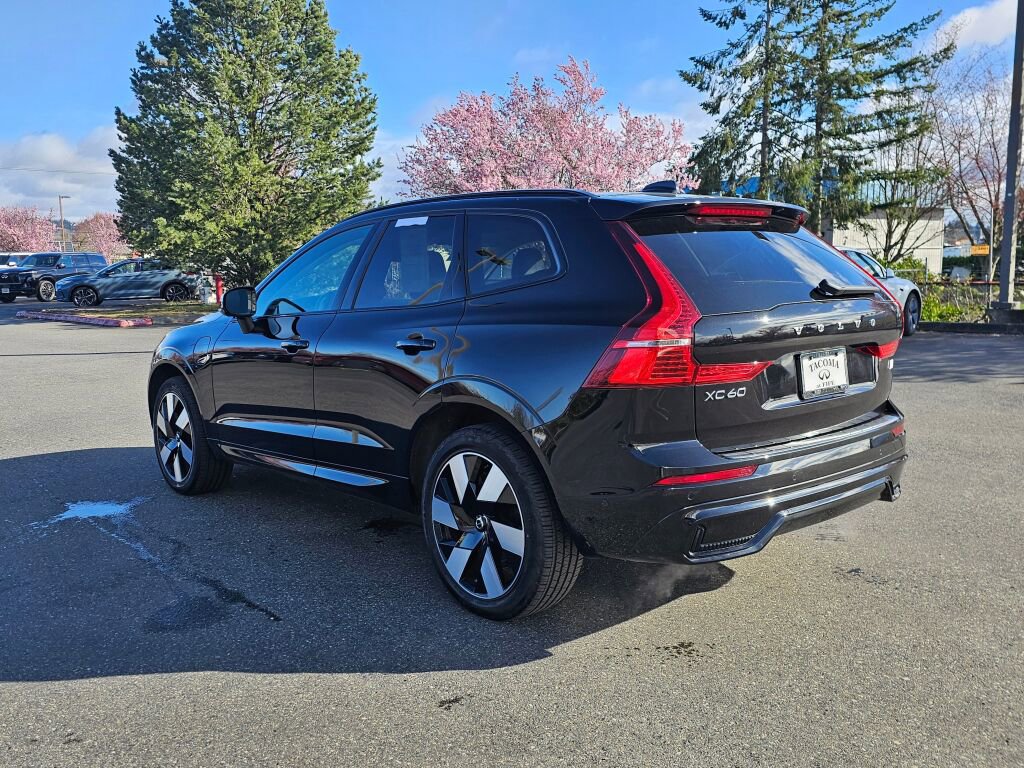 Used 2024 Volvo XC60 T8 Plus w/ Protection Package Premier image 5