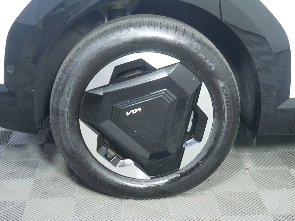 Certified 2024 Kia EV9 Land AWD/4WD image 13