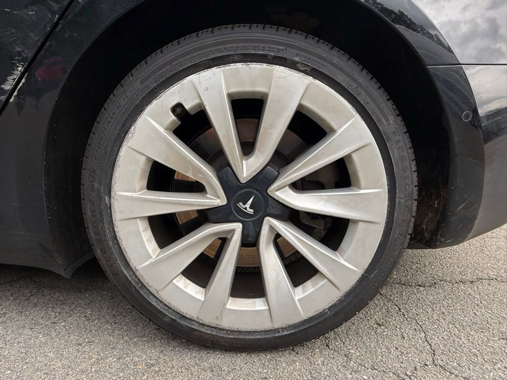 Used 2021 Tesla Model 3 Standard Range Plus image 17