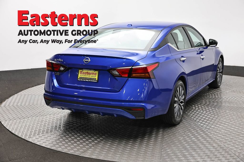 Used 2025 Nissan Altima 2.5 SV FWD image 5