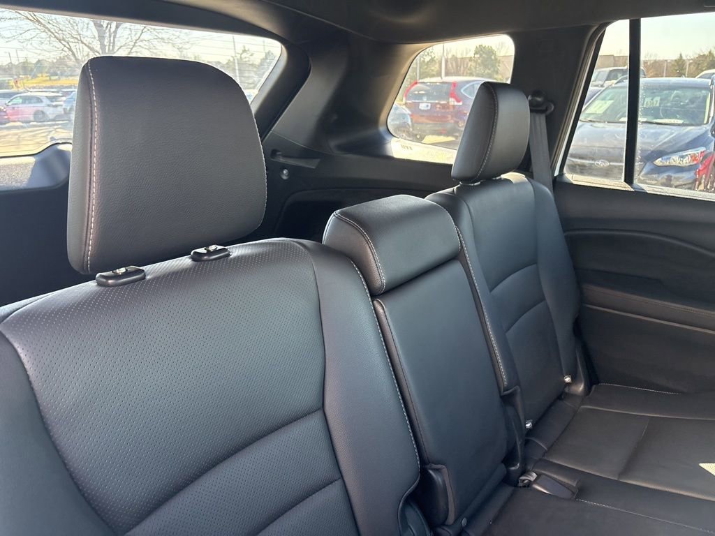 Used 2023 Honda Passport EX-L image 34